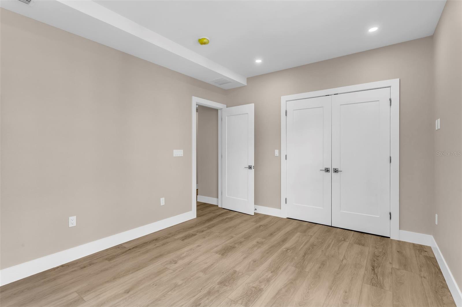 455 PINELLAS BAYWAY S #2B