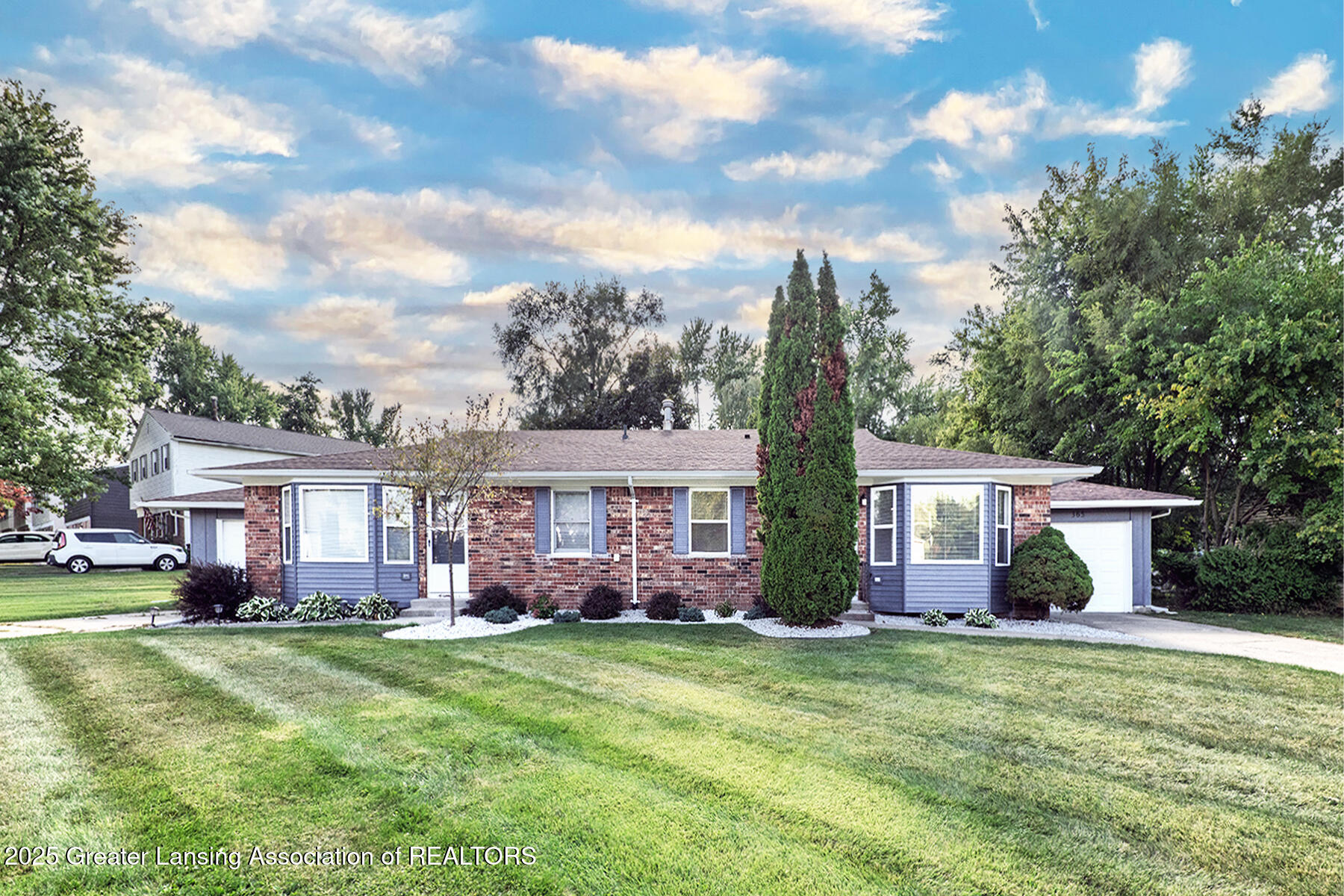 361-365 N Dibble Avenue