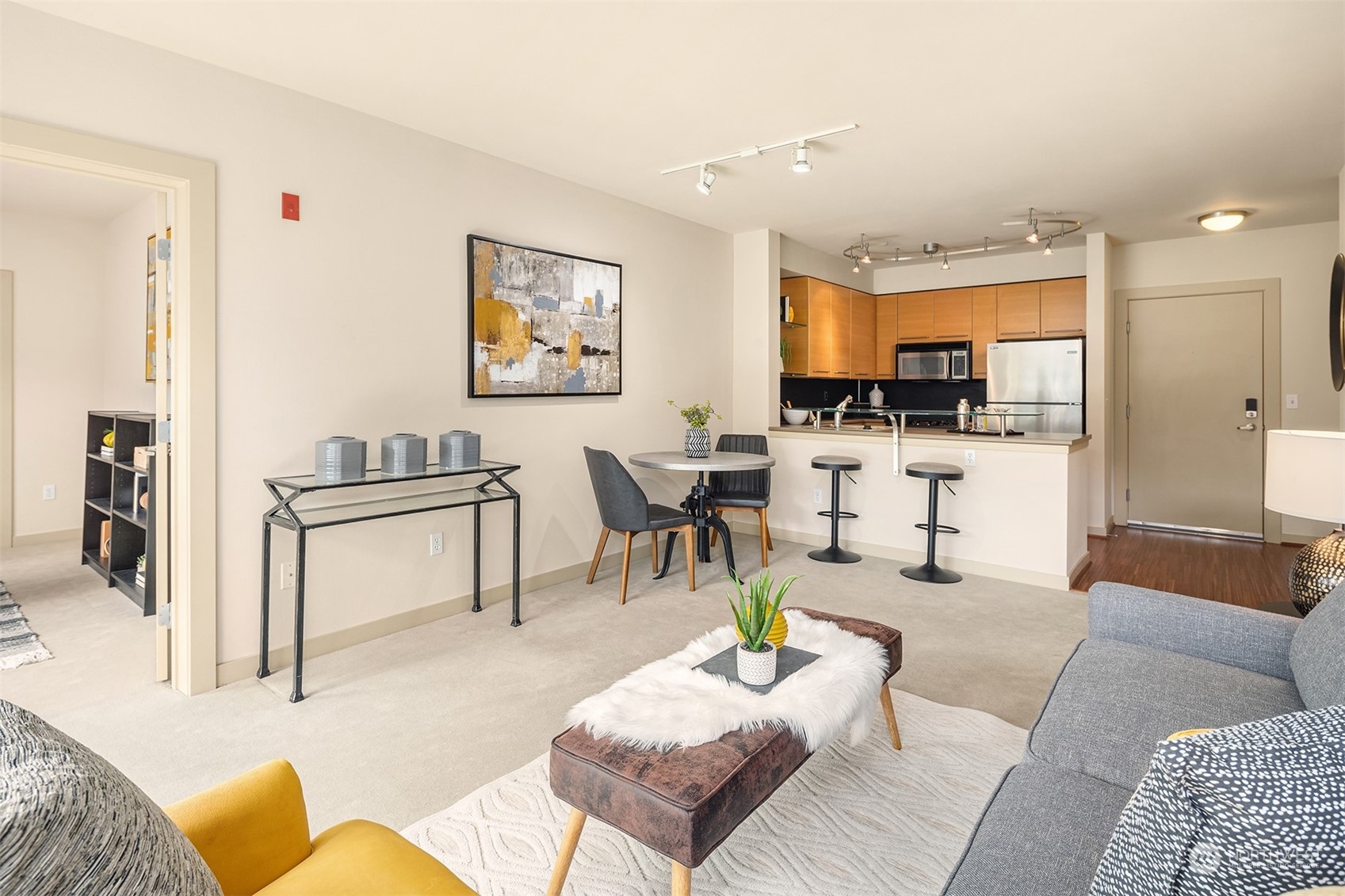 1410 E Pine Street Unit: W409