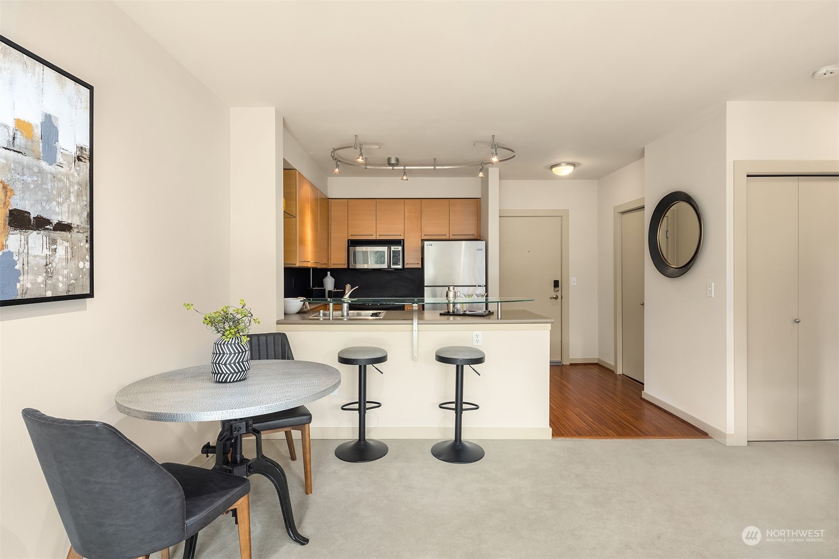 1410 E Pine Street Unit: W409