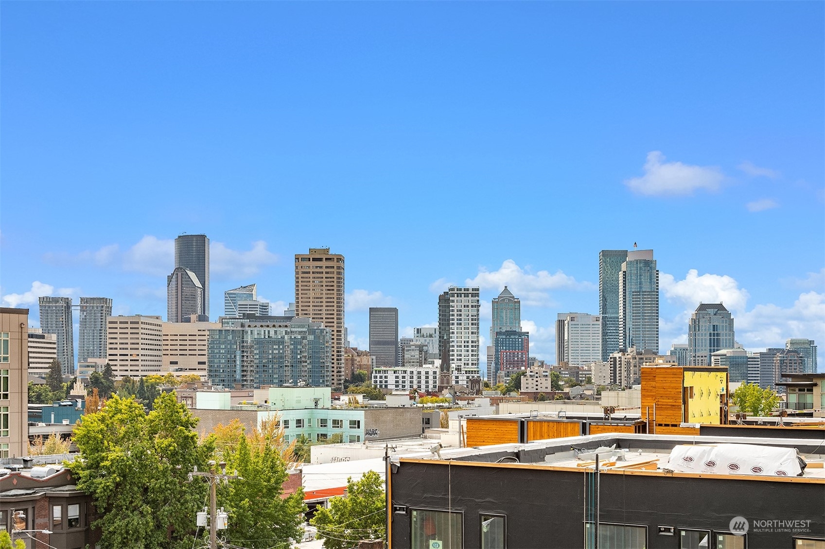 1410 E Pine Street Unit: W409