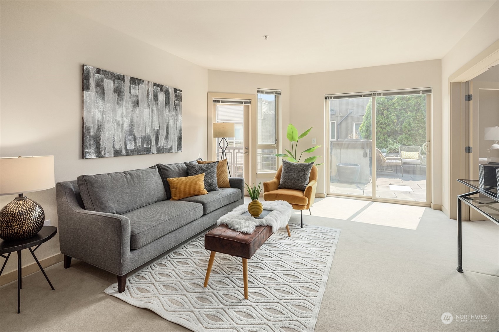 1410 E Pine Street Unit: W409