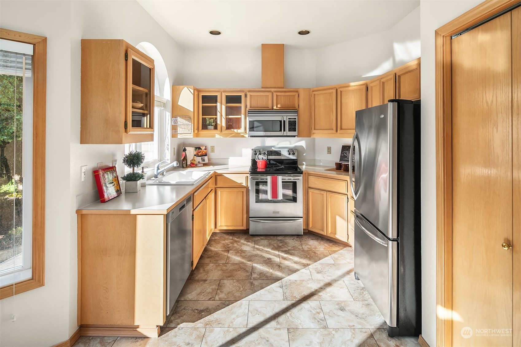 434 3rd Avenue S Unit: C204