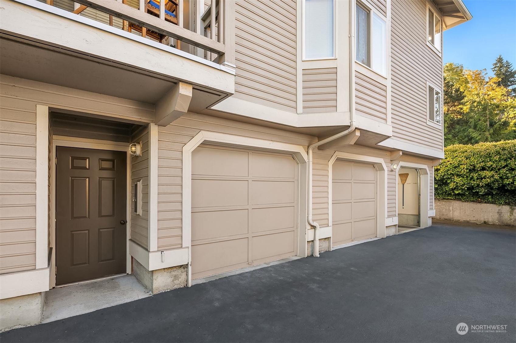 434 3rd Avenue S Unit: C204