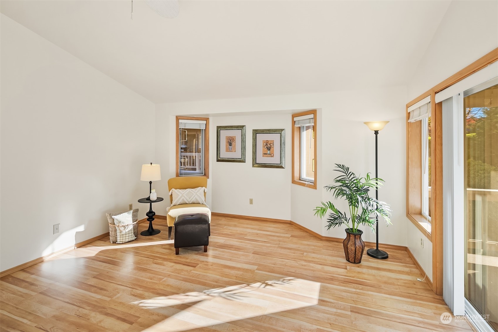 434 3rd Avenue S Unit: C204