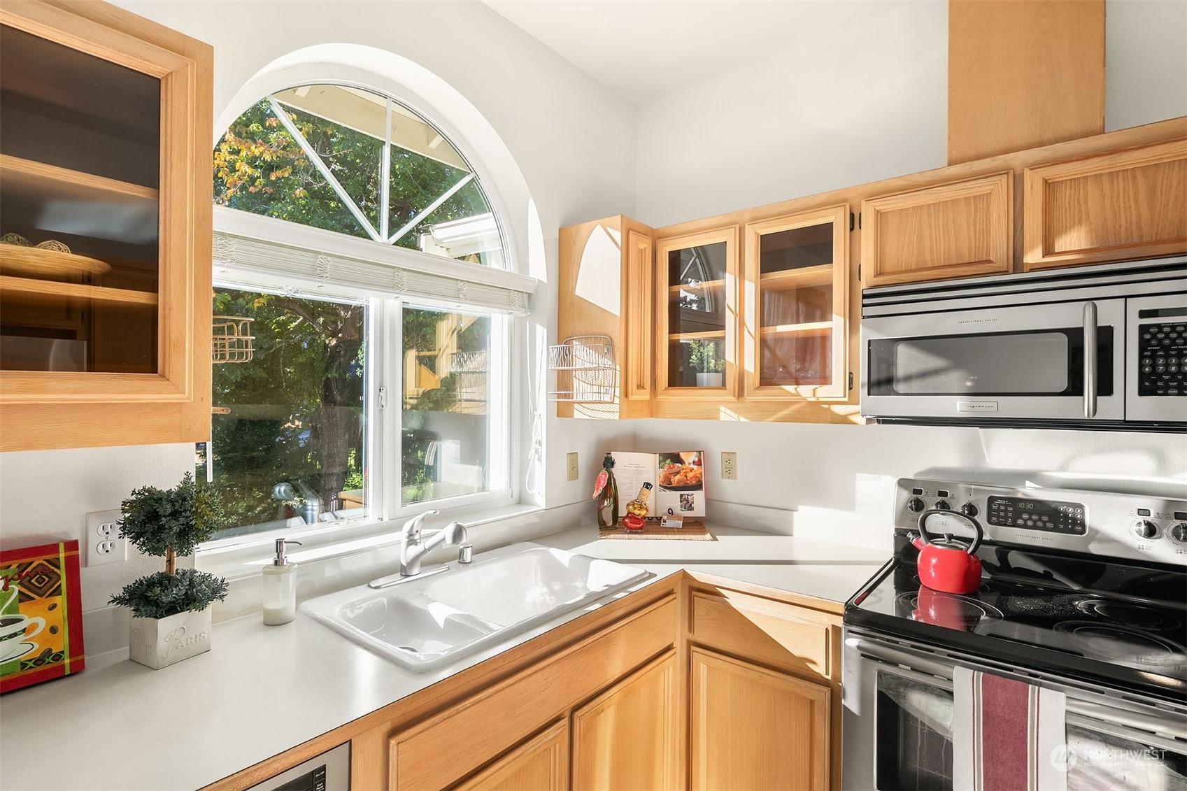 434 3rd Avenue S Unit: C204