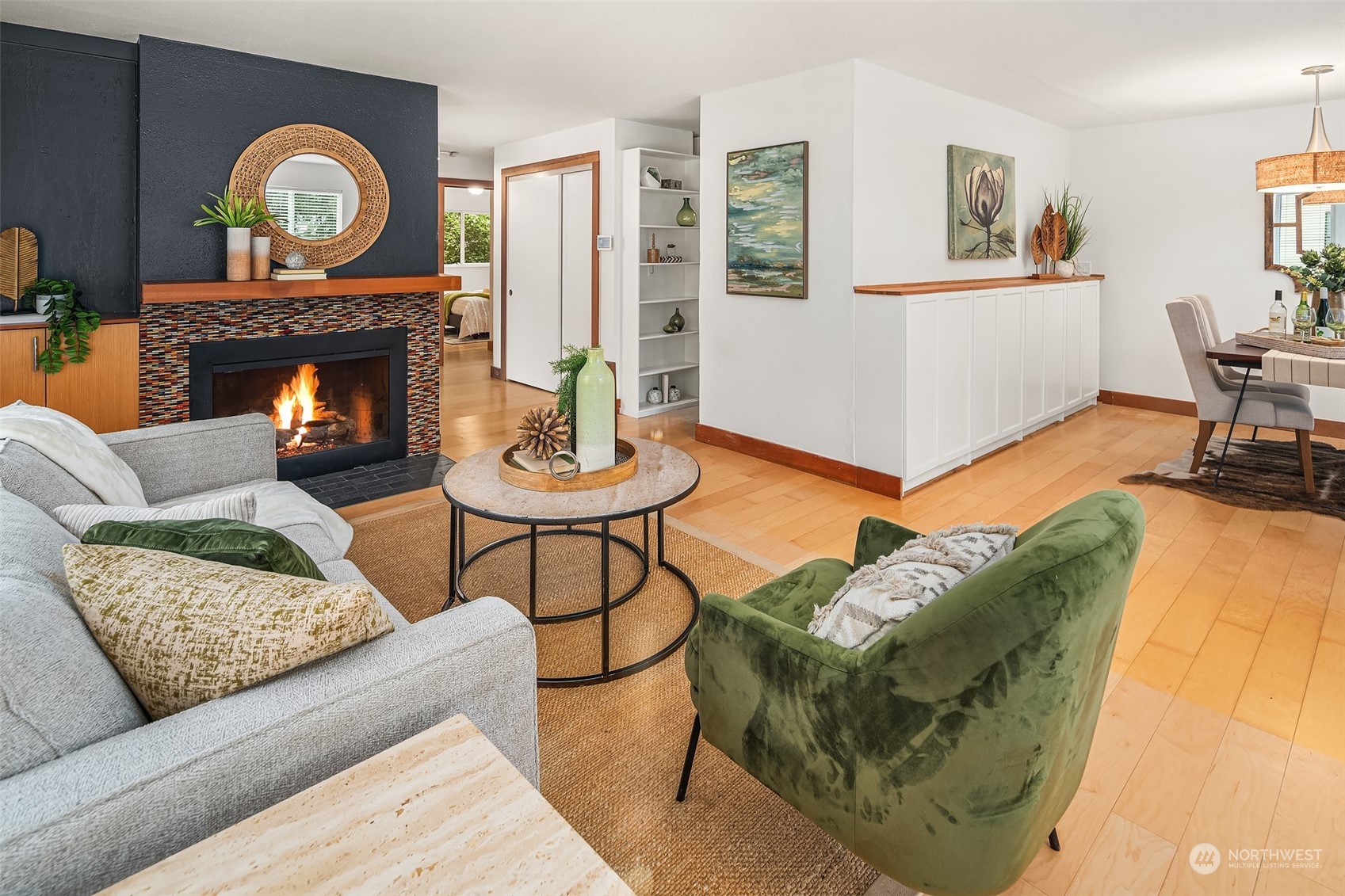 14038 Lenora Place N