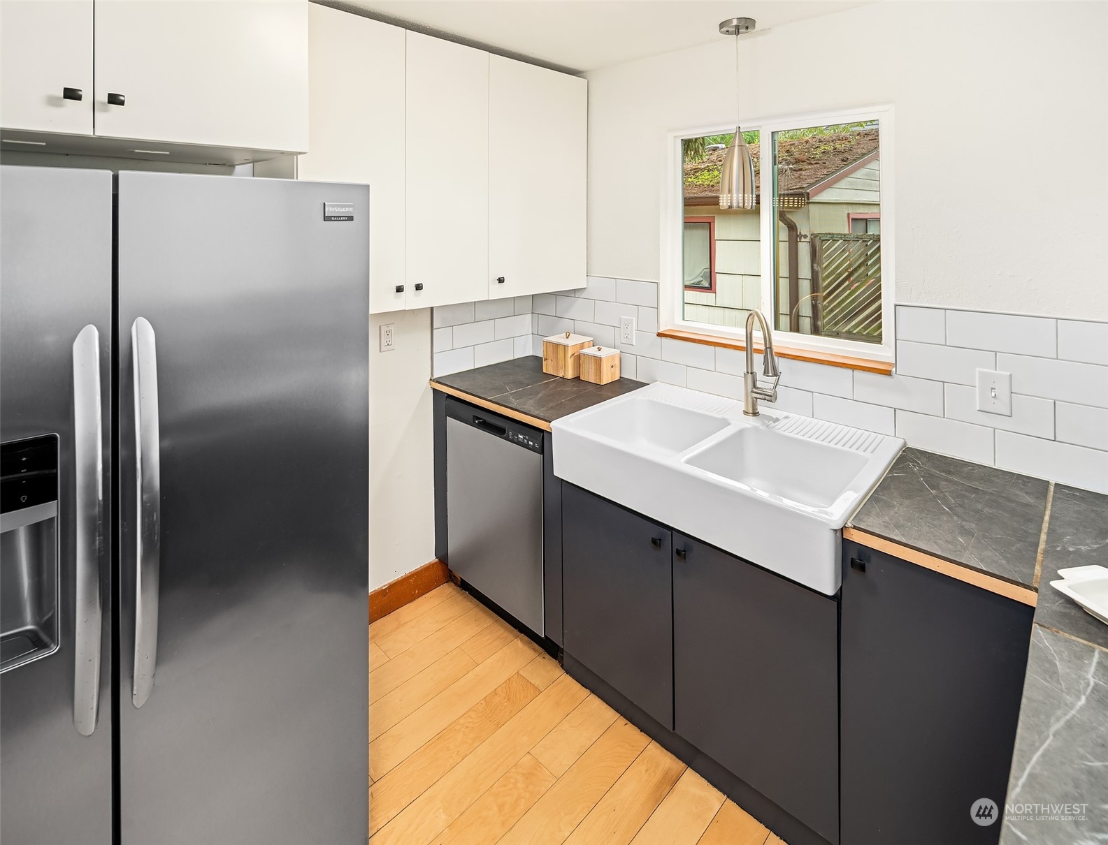 14038 Lenora Place N