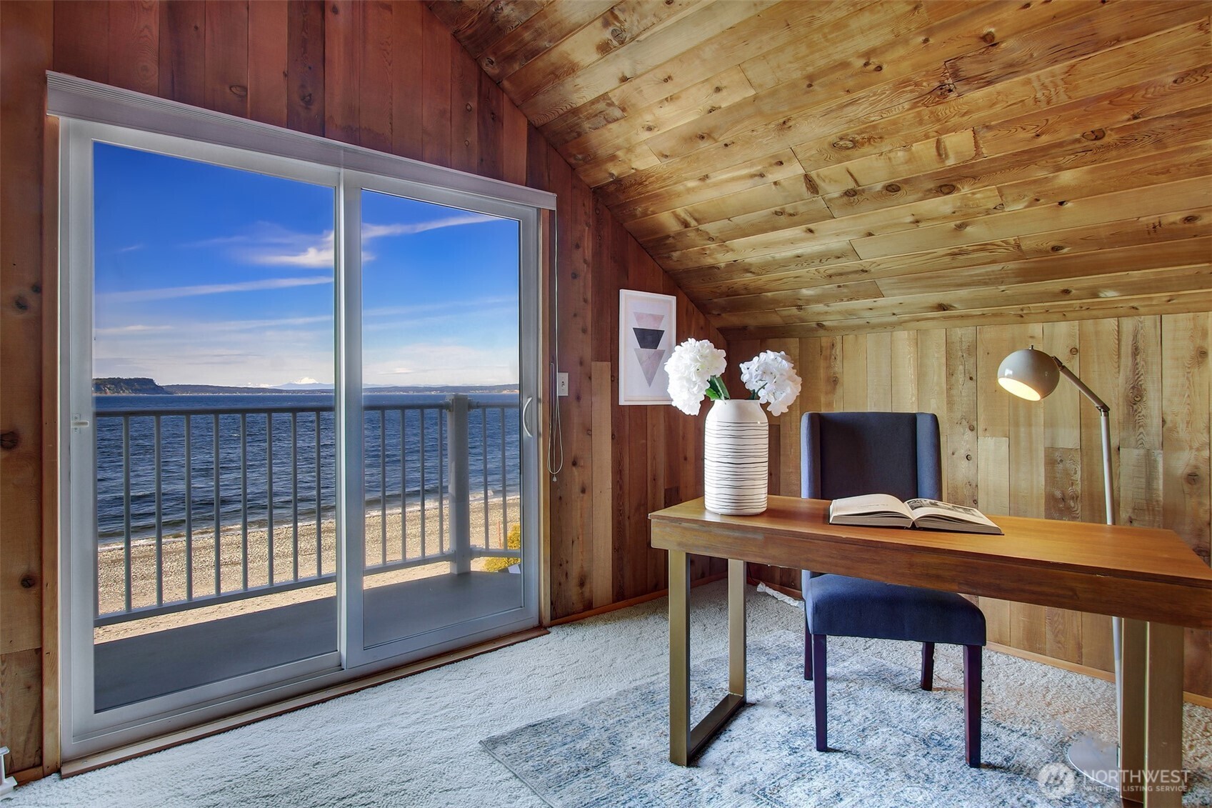 7462 NE Twin Spits Rd