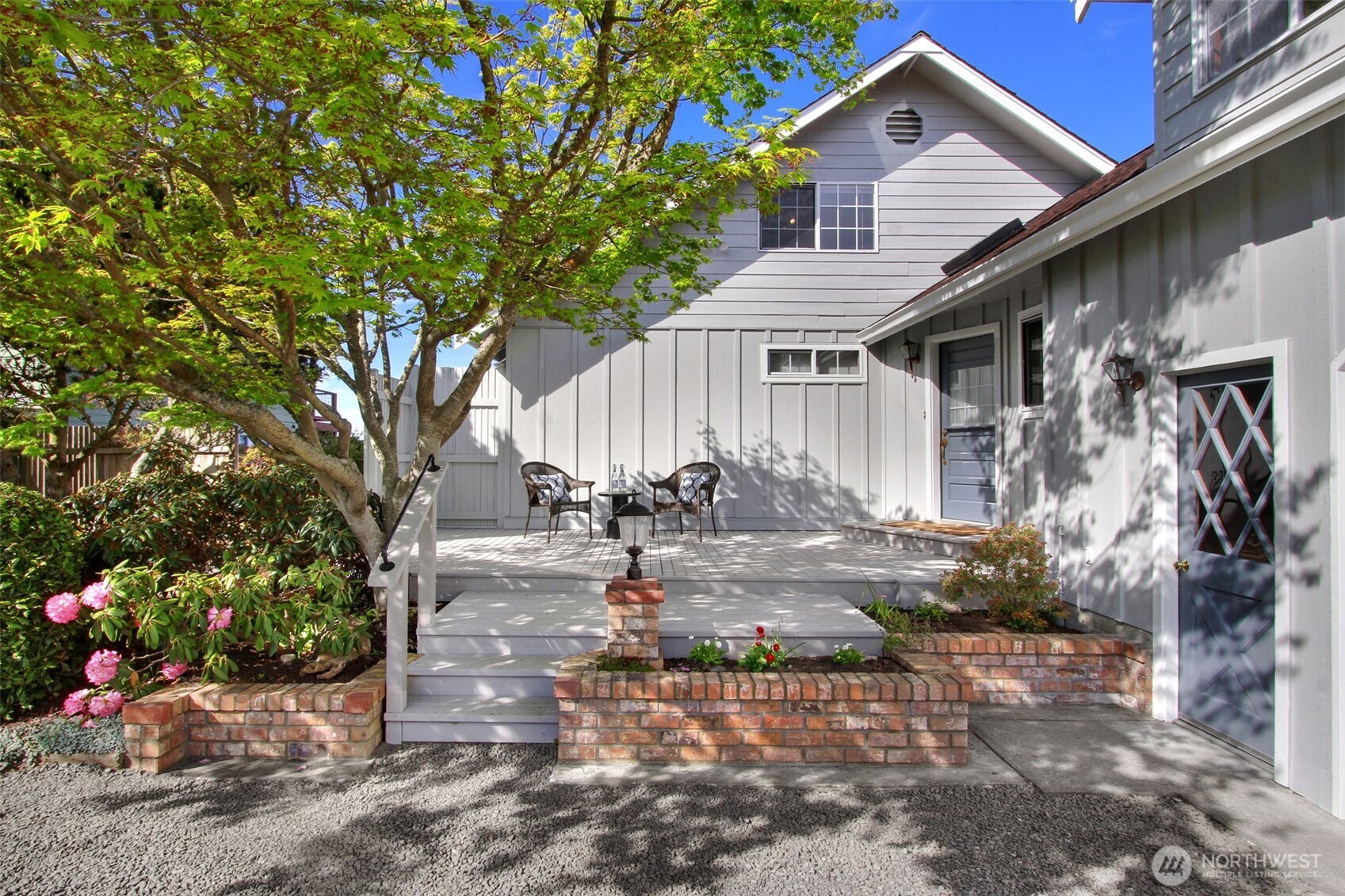 7462 NE Twin Spits Rd