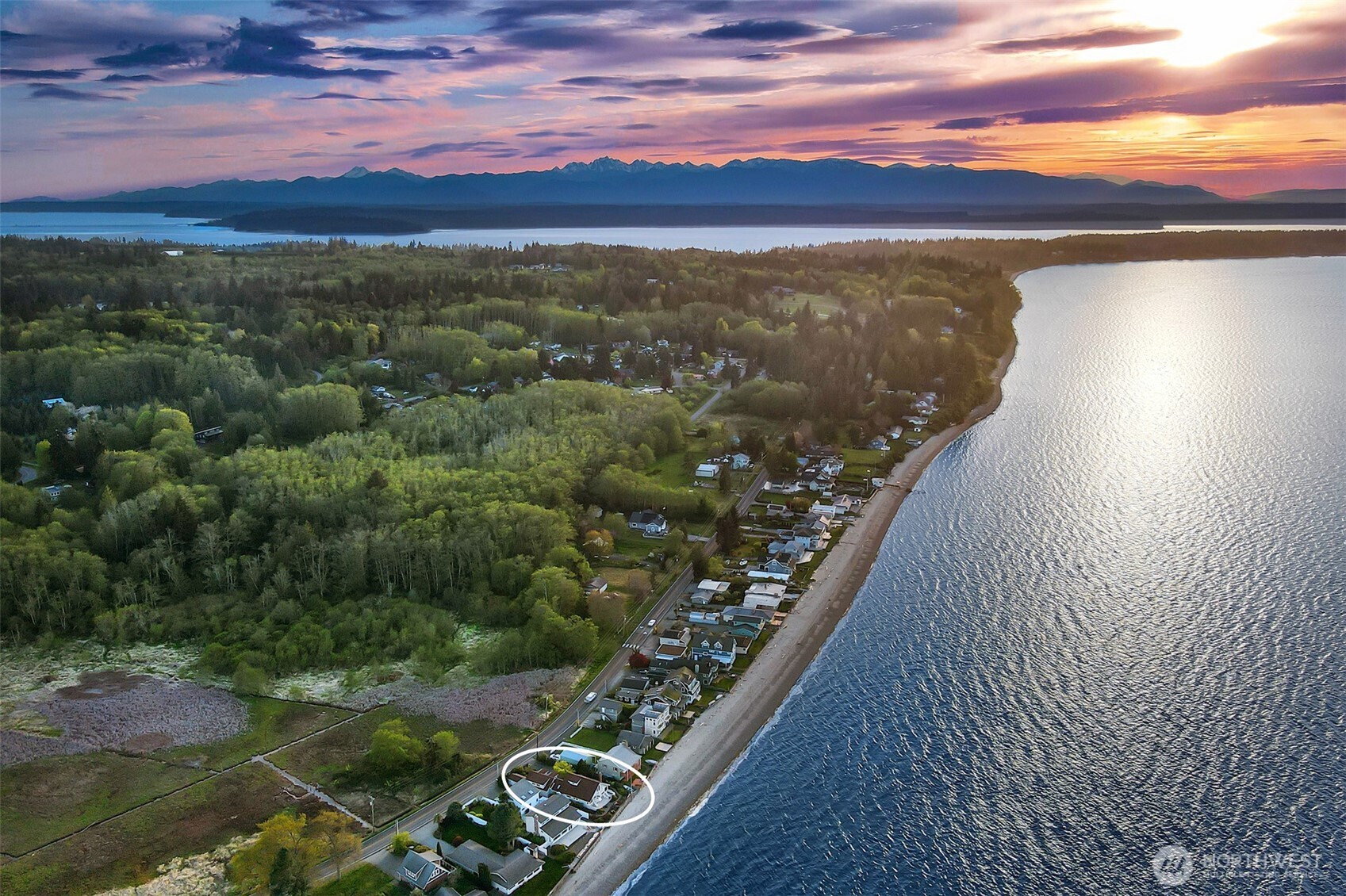 7462 NE Twin Spits Rd