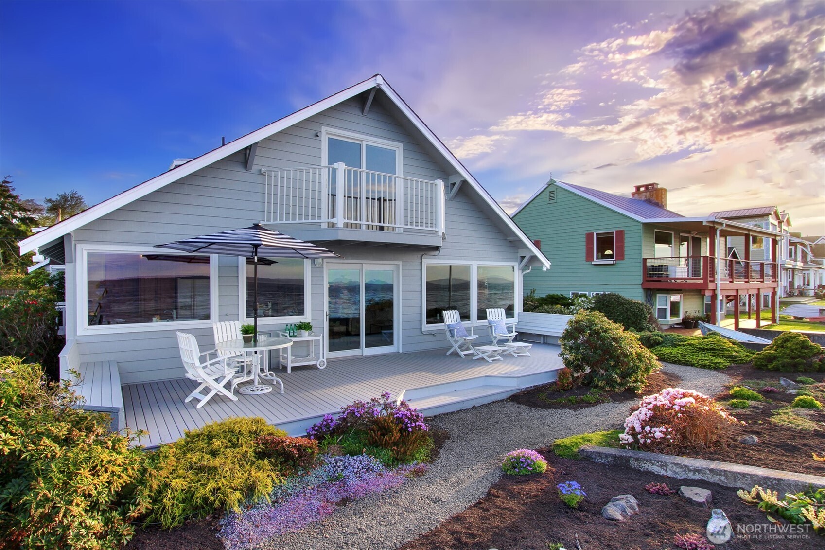 7462 NE Twin Spits Rd