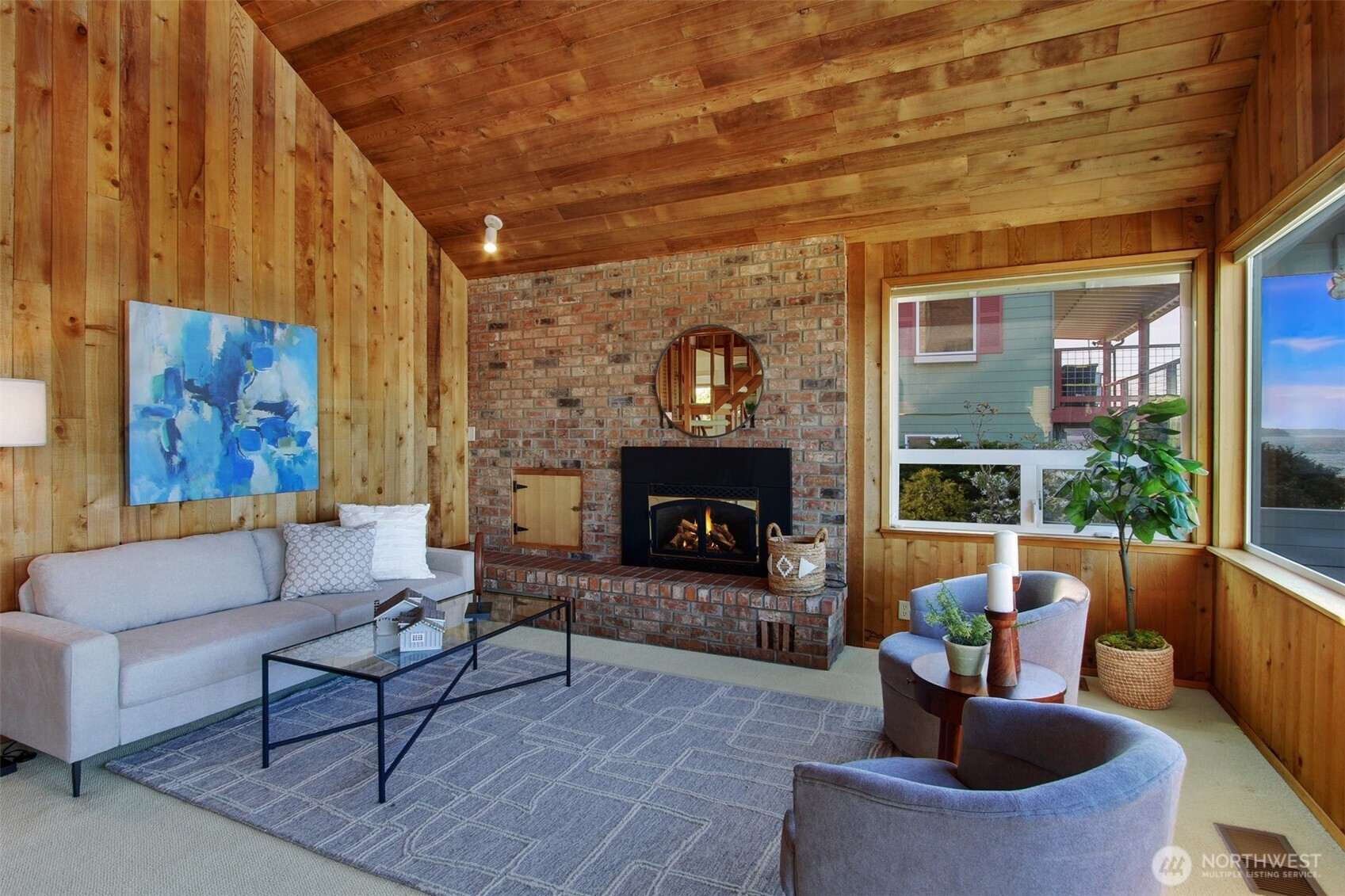 7462 NE Twin Spits Rd