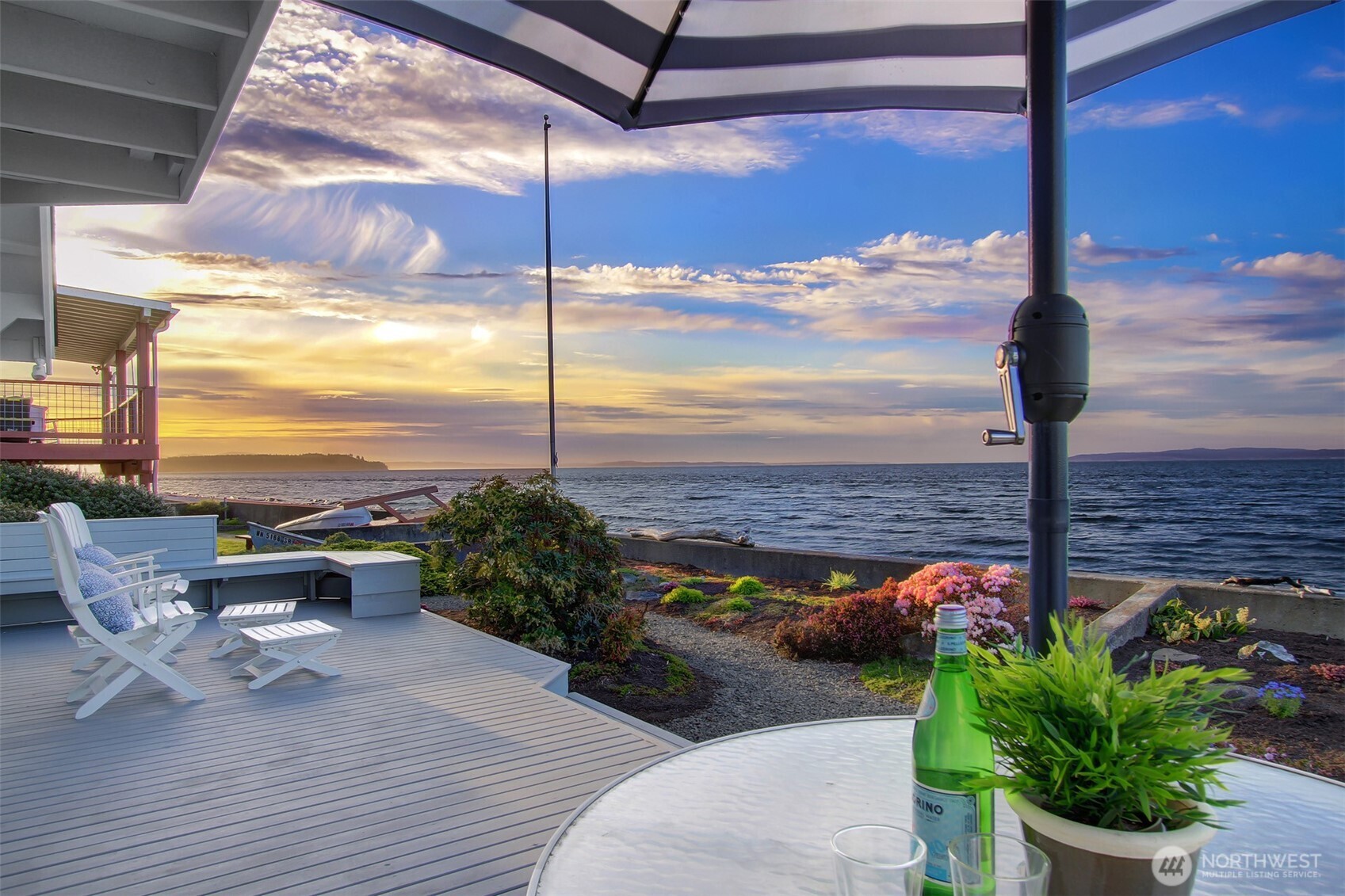 7462 NE Twin Spits Rd