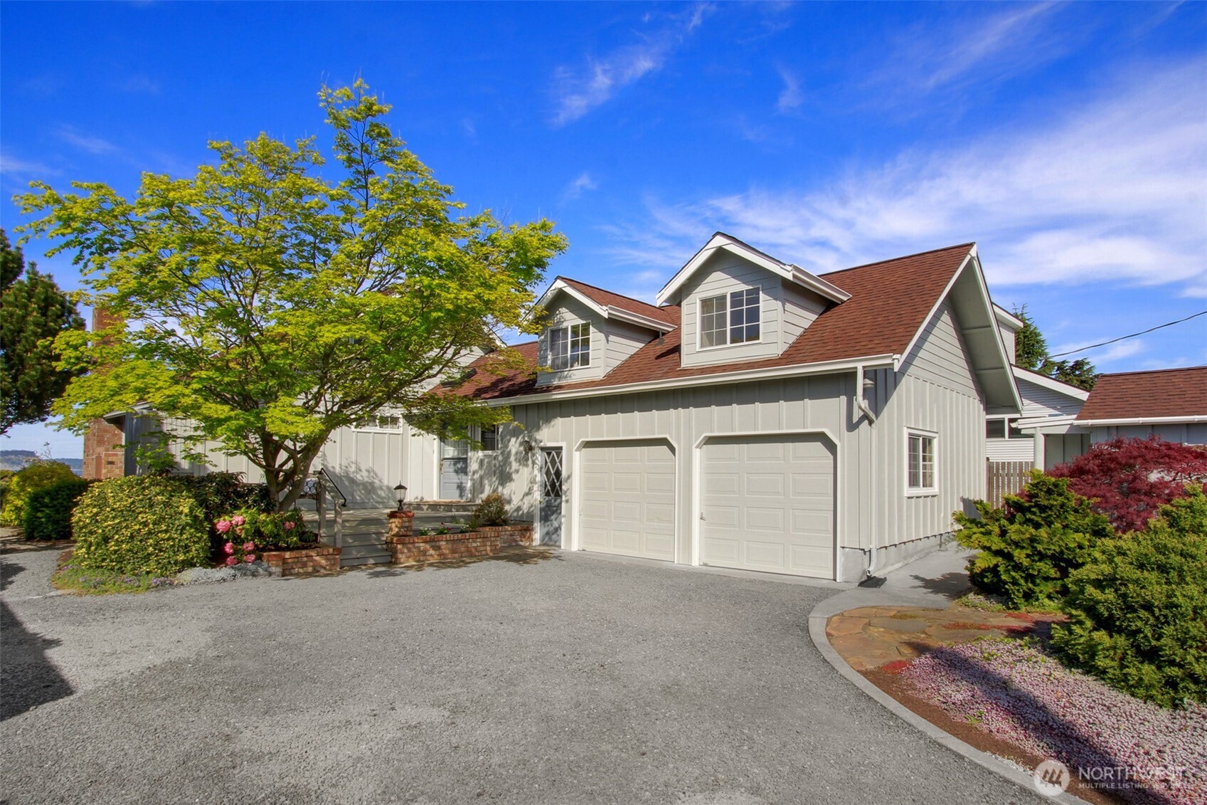 7462 NE Twin Spits Rd