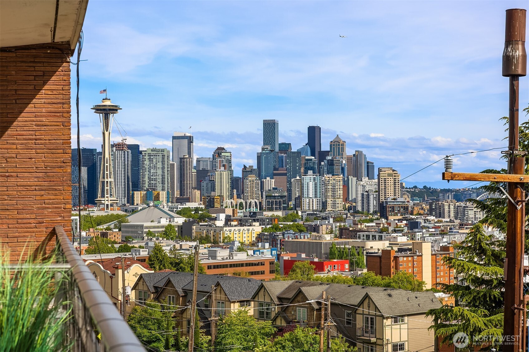 530 W Olympic Place Unit: 406