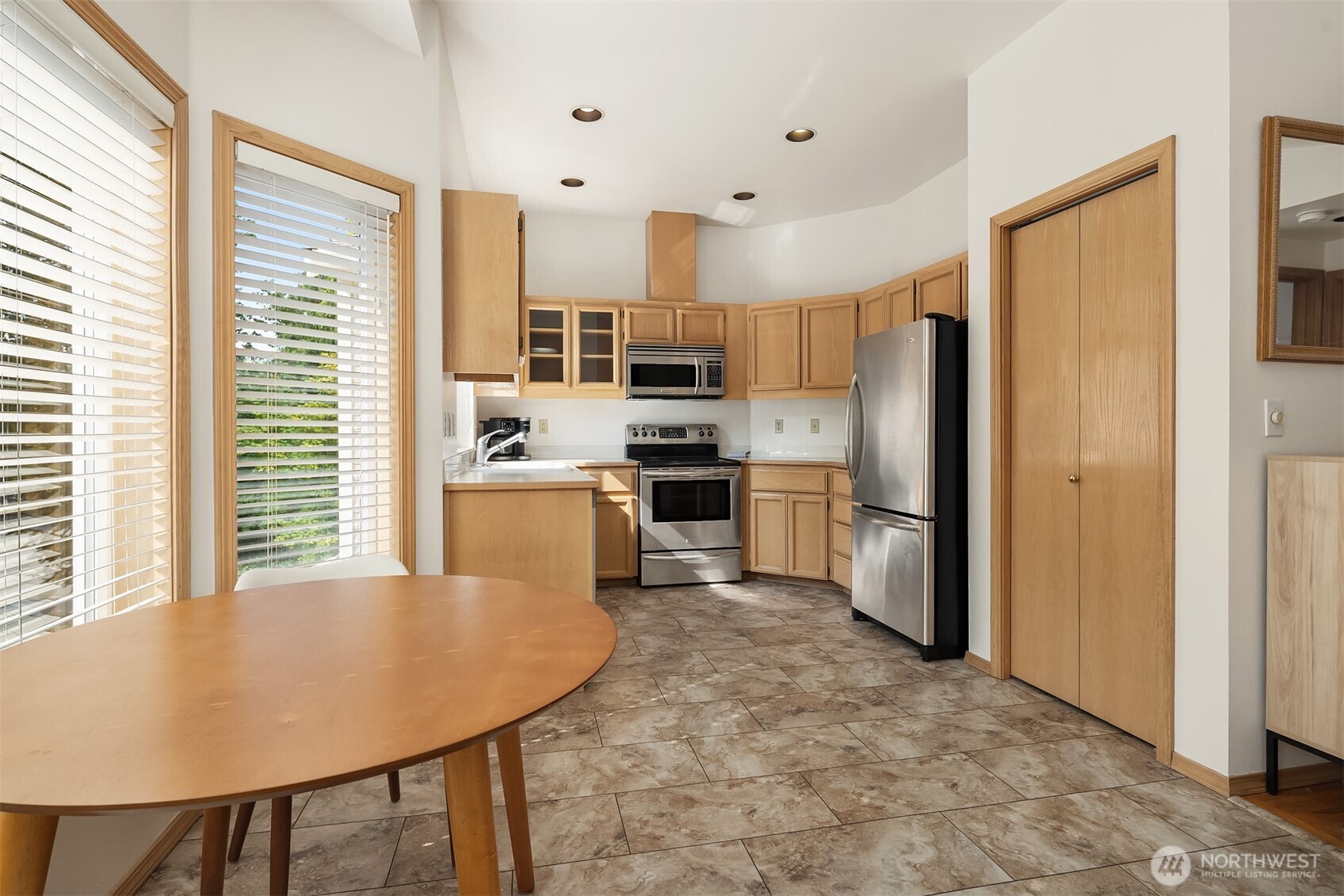 434 3rd Avenue S Unit: C204