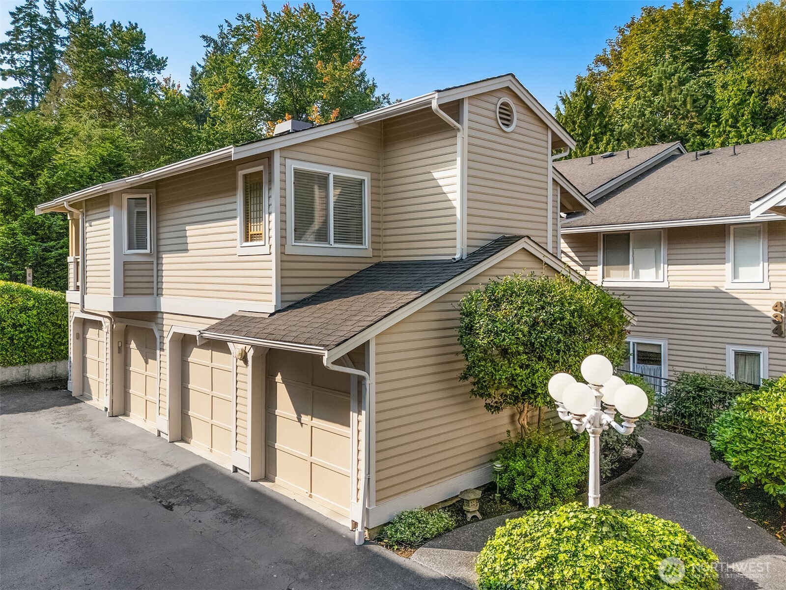 434 3rd Avenue S Unit: C204