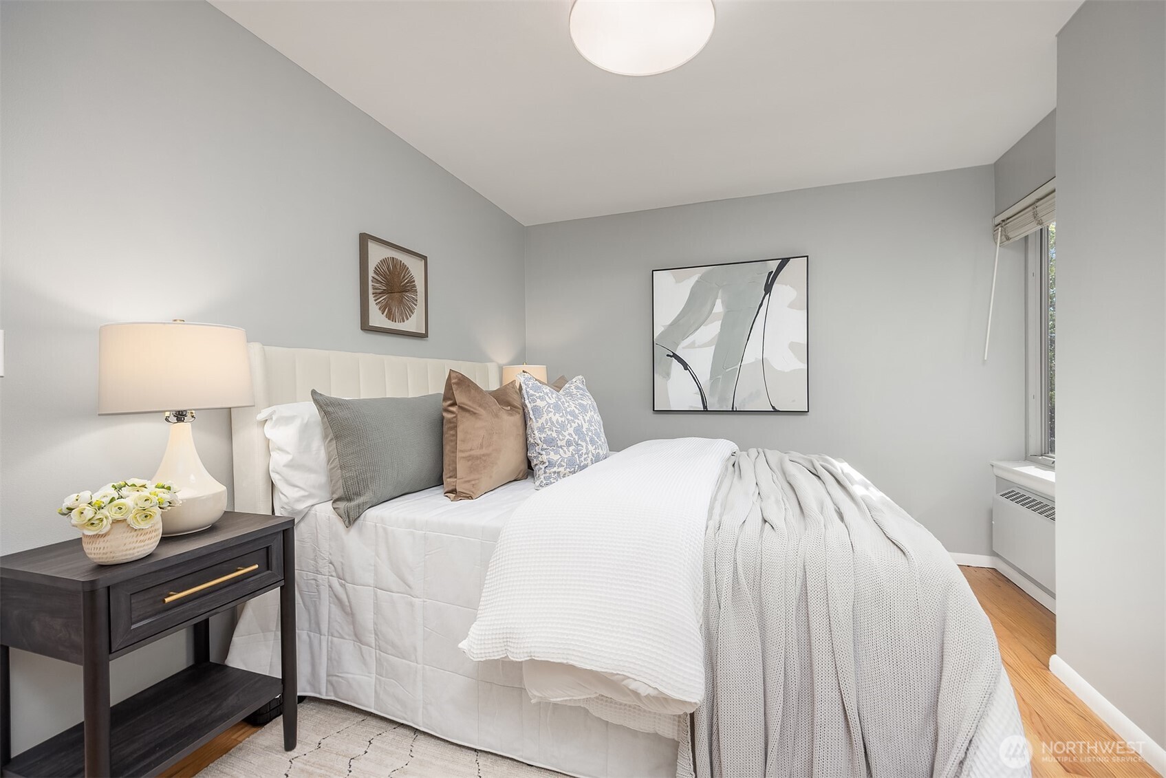 530 W Olympic Place Unit: 406