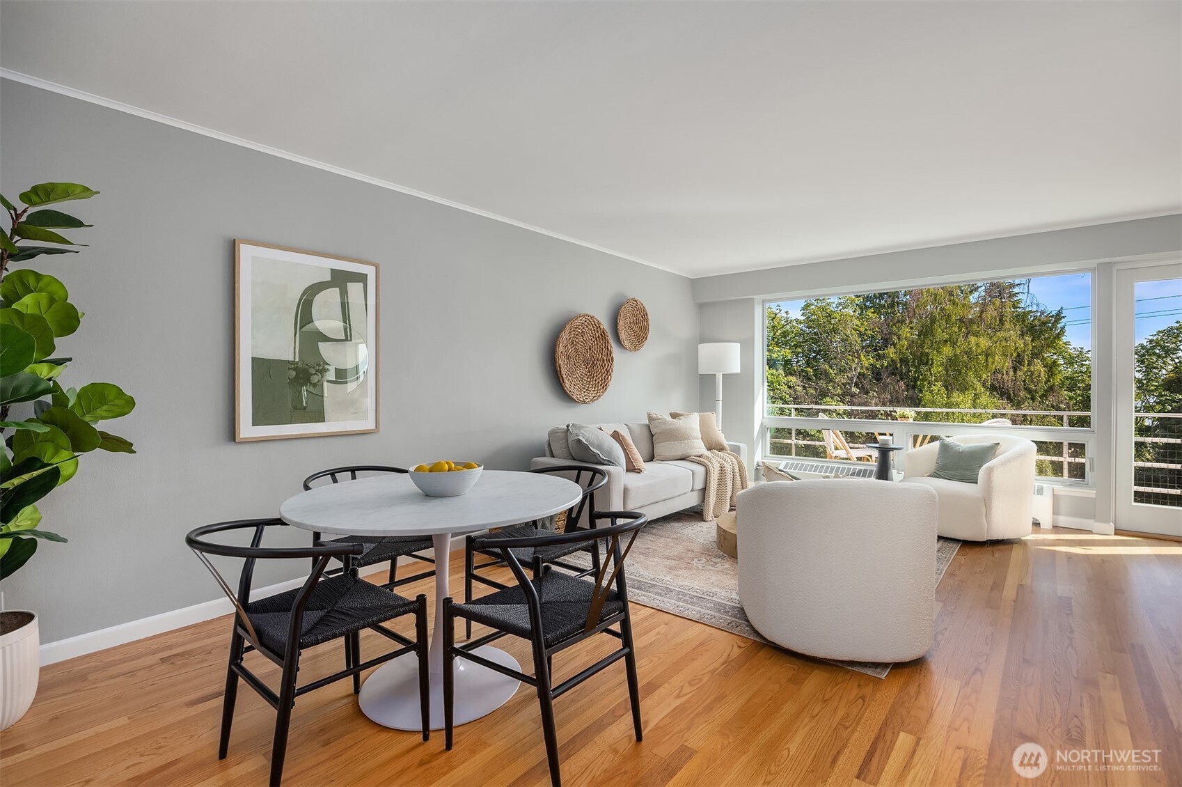 530 W Olympic Place Unit: 406