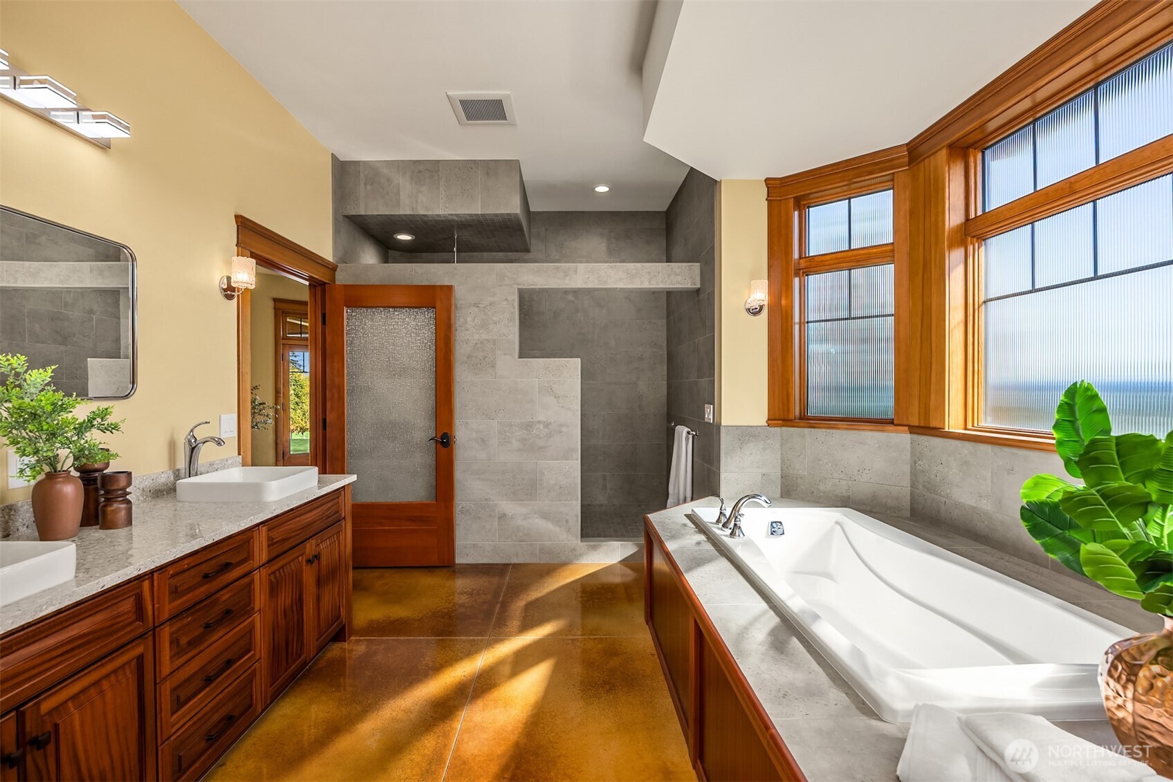 39171 NE No Name Place