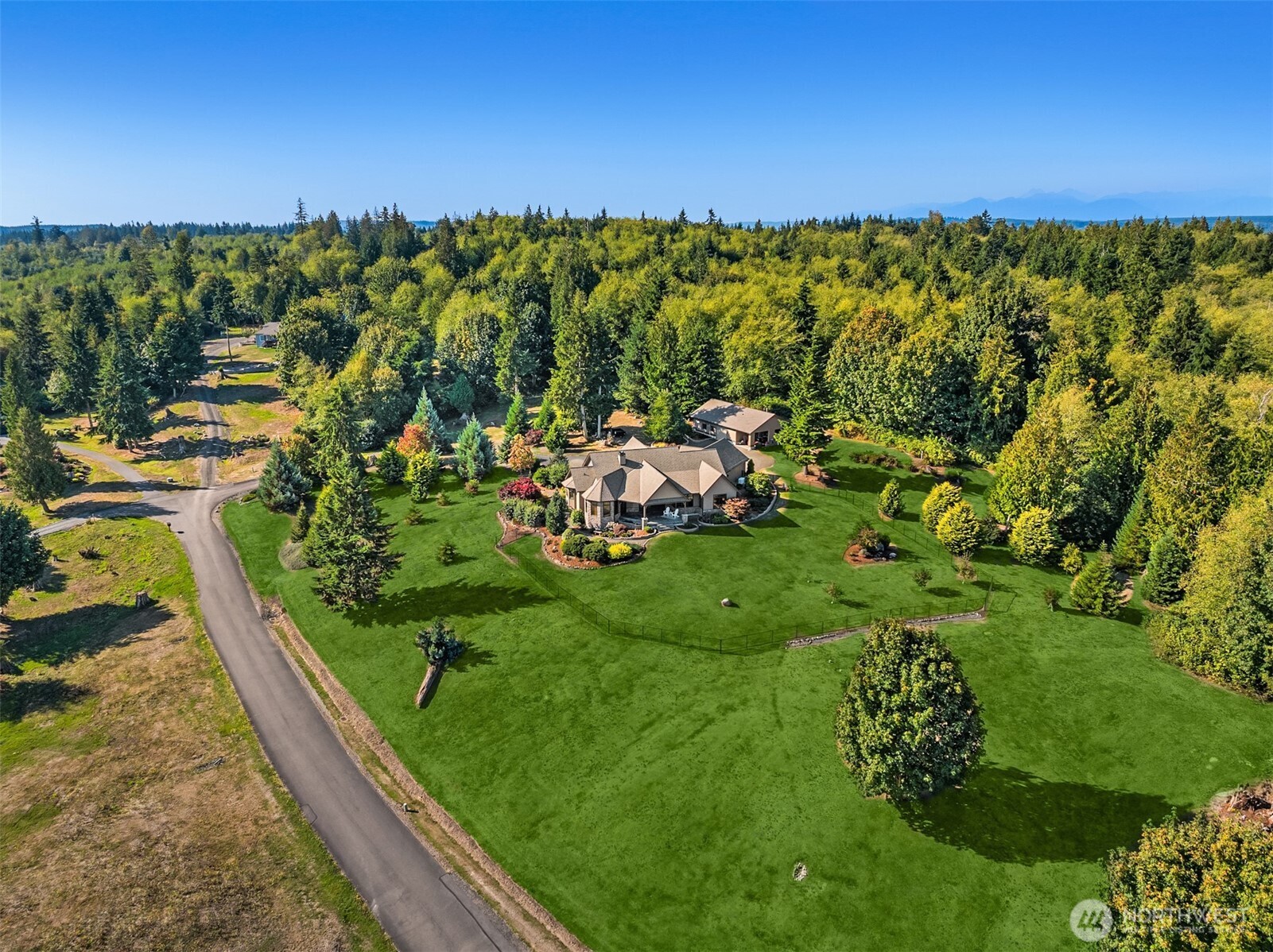 39171 NE No Name Place