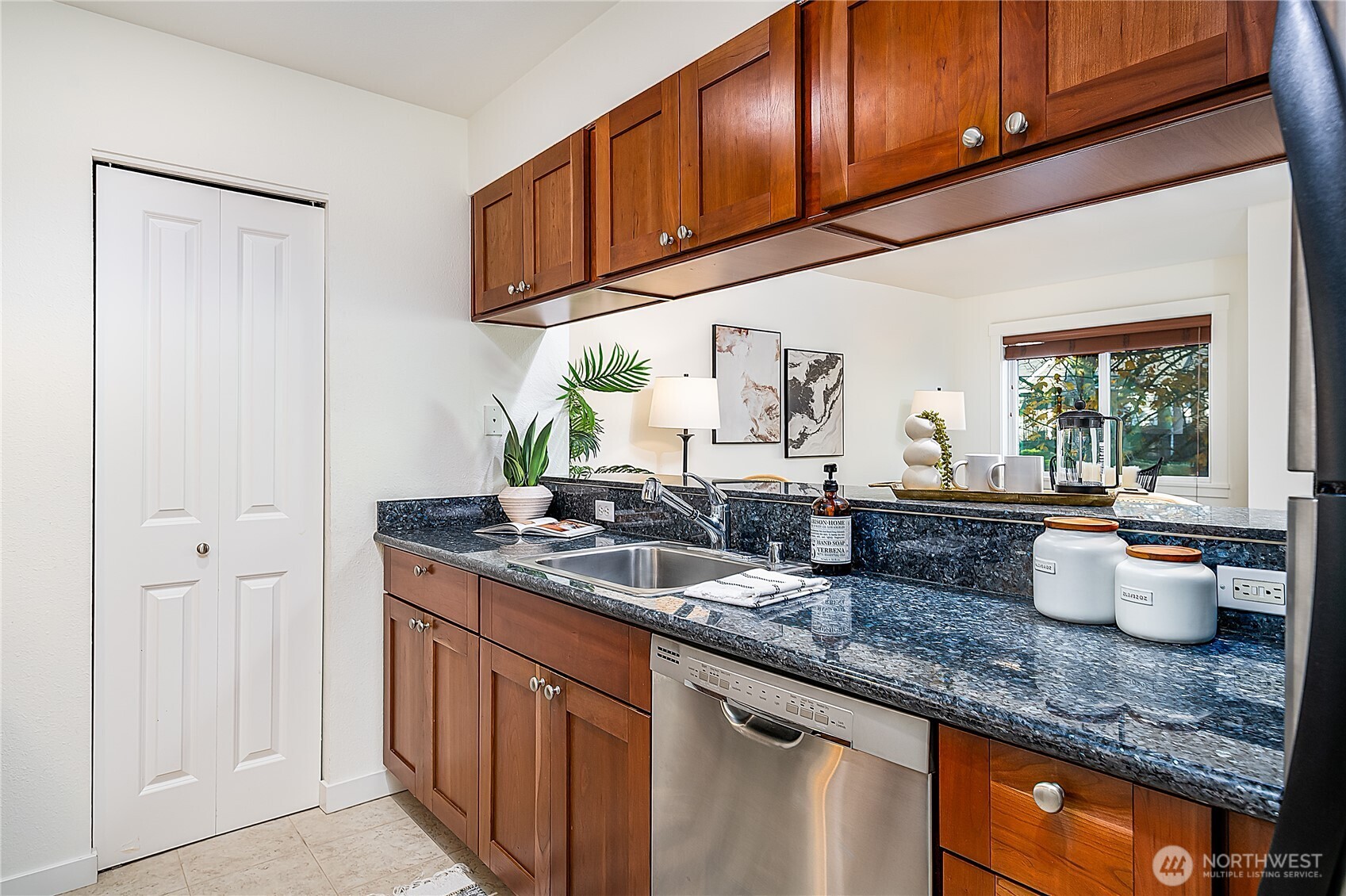 1519 NW 59th Street Unit: 101