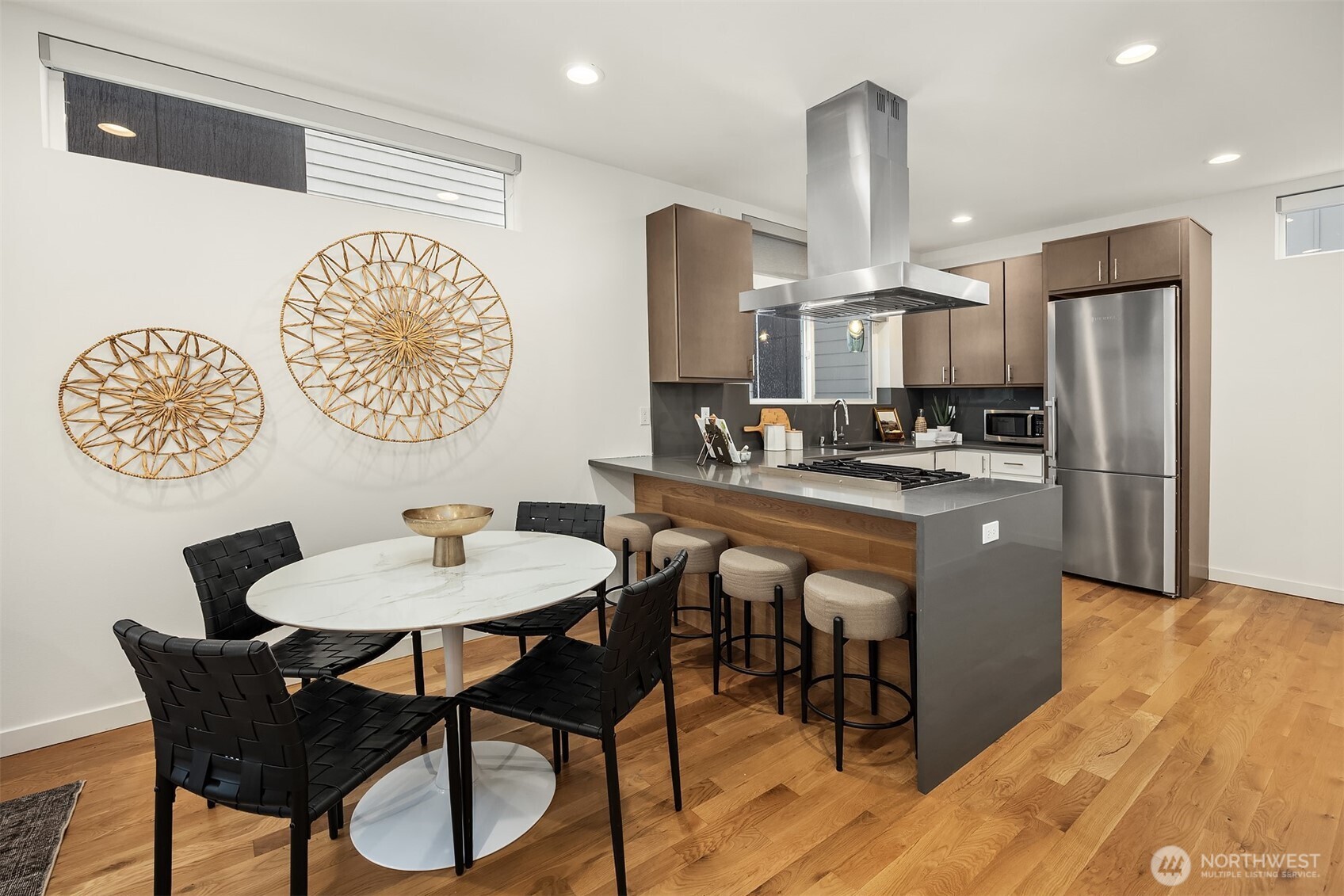 2005 Dexter Avenue N Unit: B