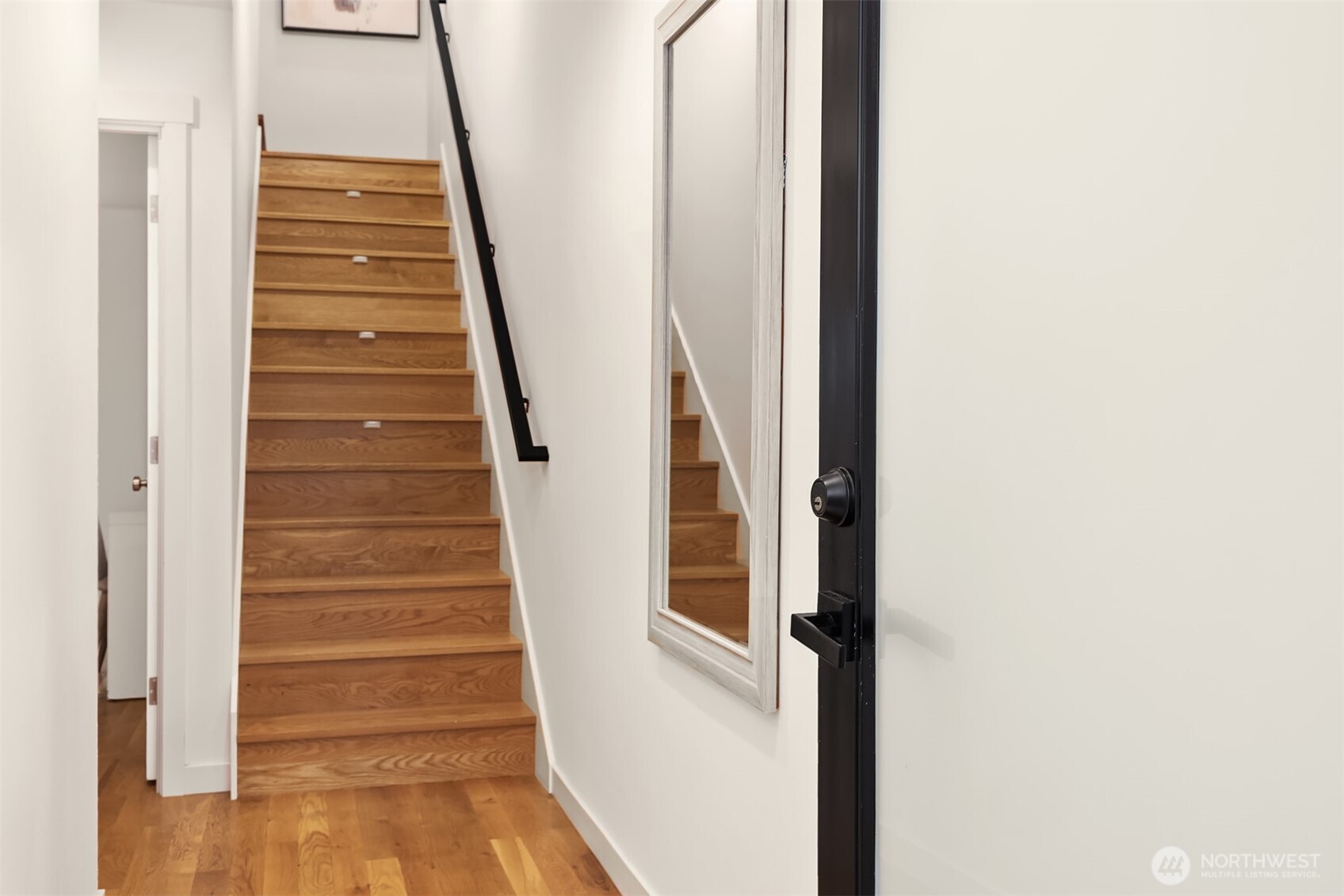 2005 Dexter Avenue N Unit: B