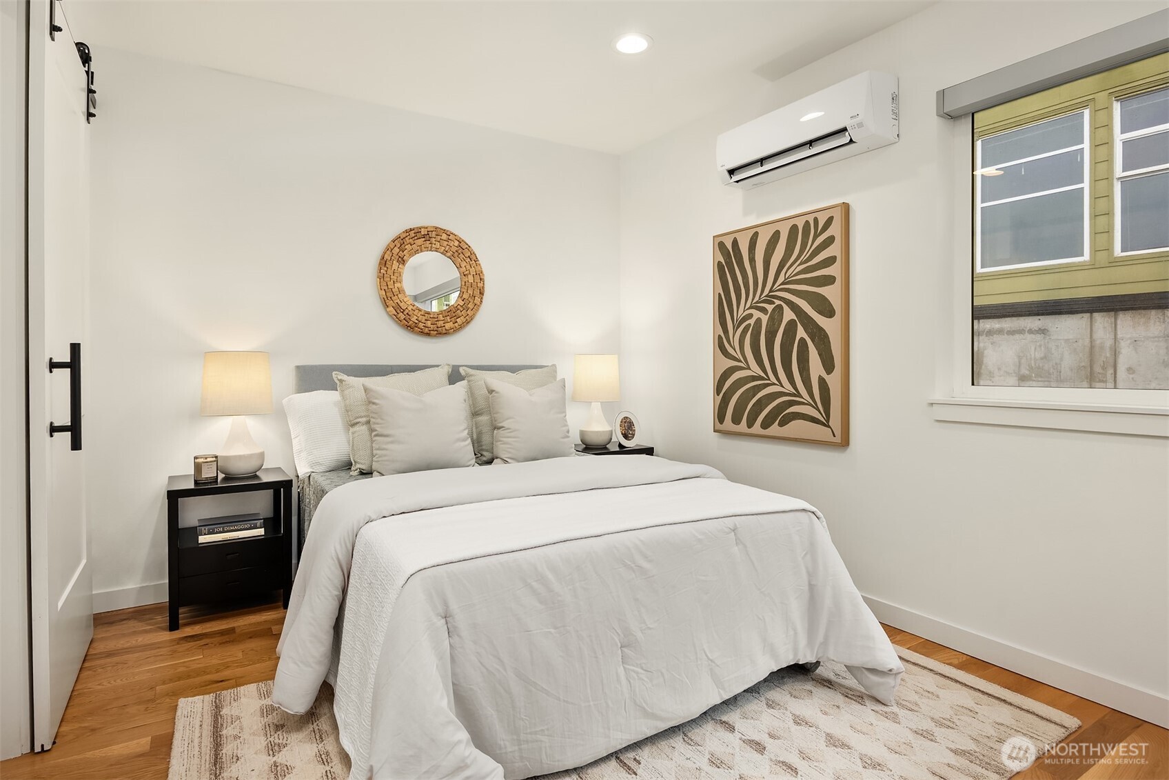 2005 Dexter Avenue N Unit: B