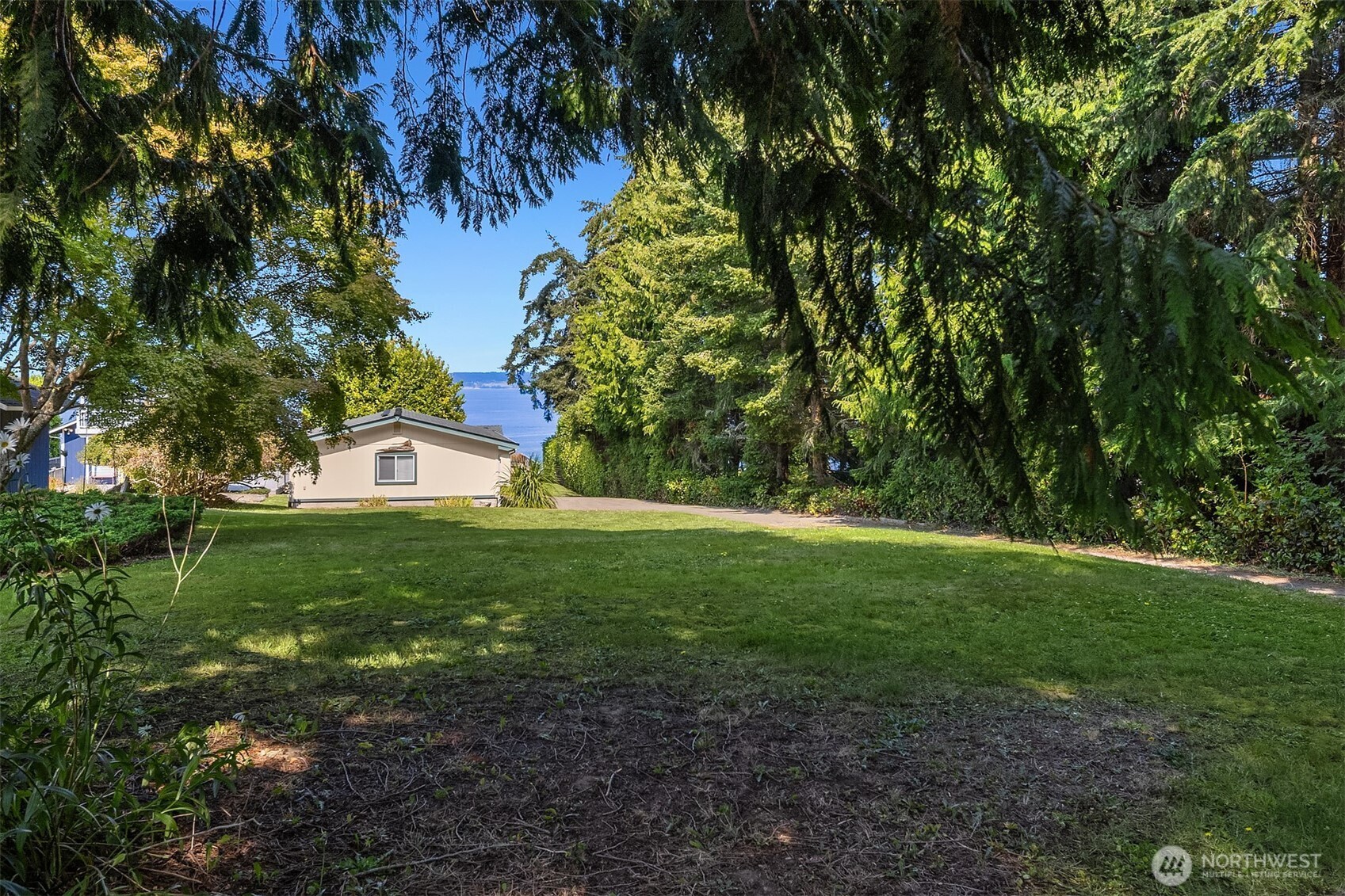 4304 NE Twin Spits Road