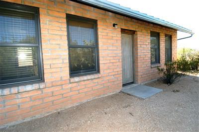 4260 N Bonanza Avenue