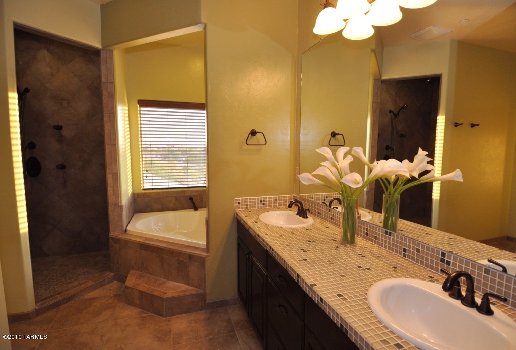 14334 E Placita Loma Alta