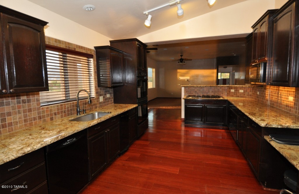 14334 E Placita Loma Alta