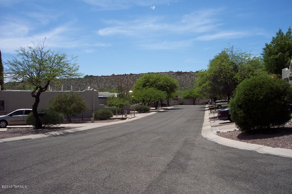 7471 E Serenity Lane