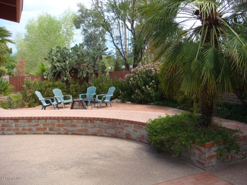 5518 E South Wilshire