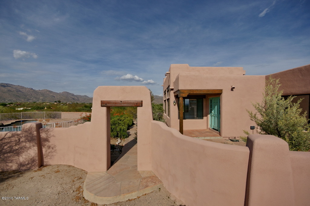 10470 E Calle Vaqueros