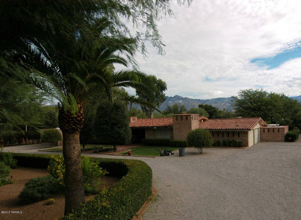 6511 E Miramar Drive