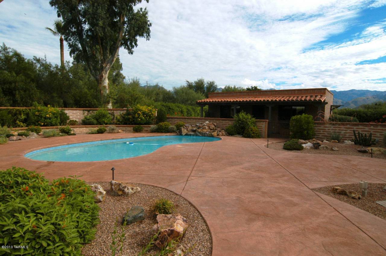 6511 E Miramar Drive