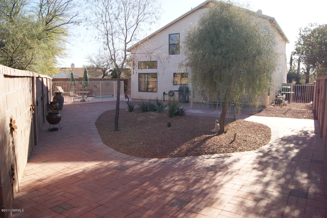3262 W Avior Drive