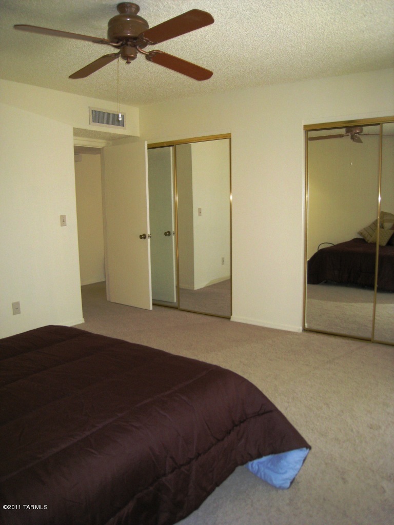 825 S Pantano Parkway