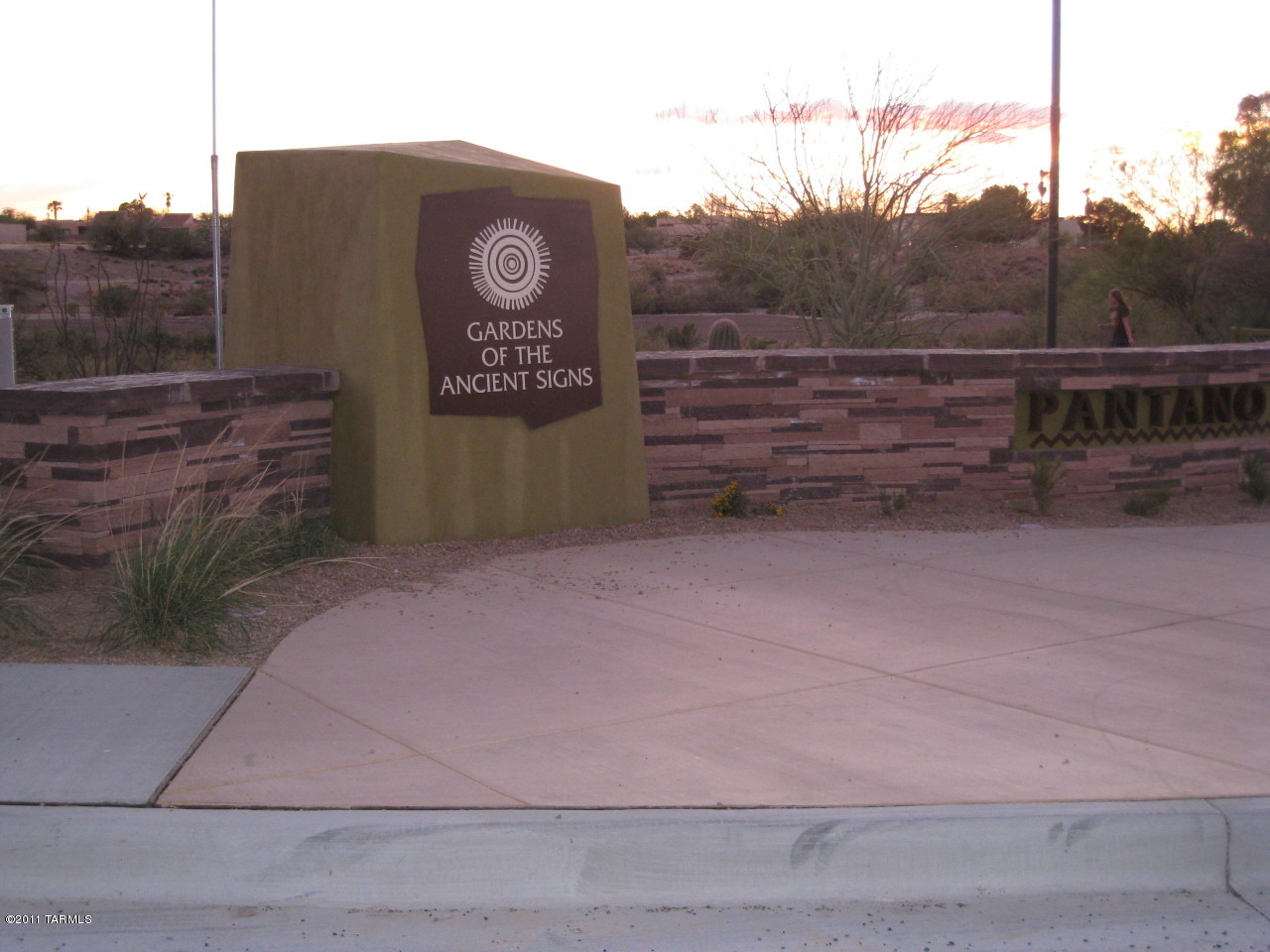 825 S Pantano Parkway