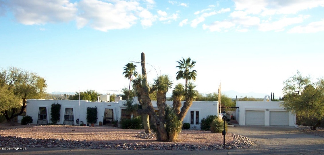 7840 E Calle De La Escarpa