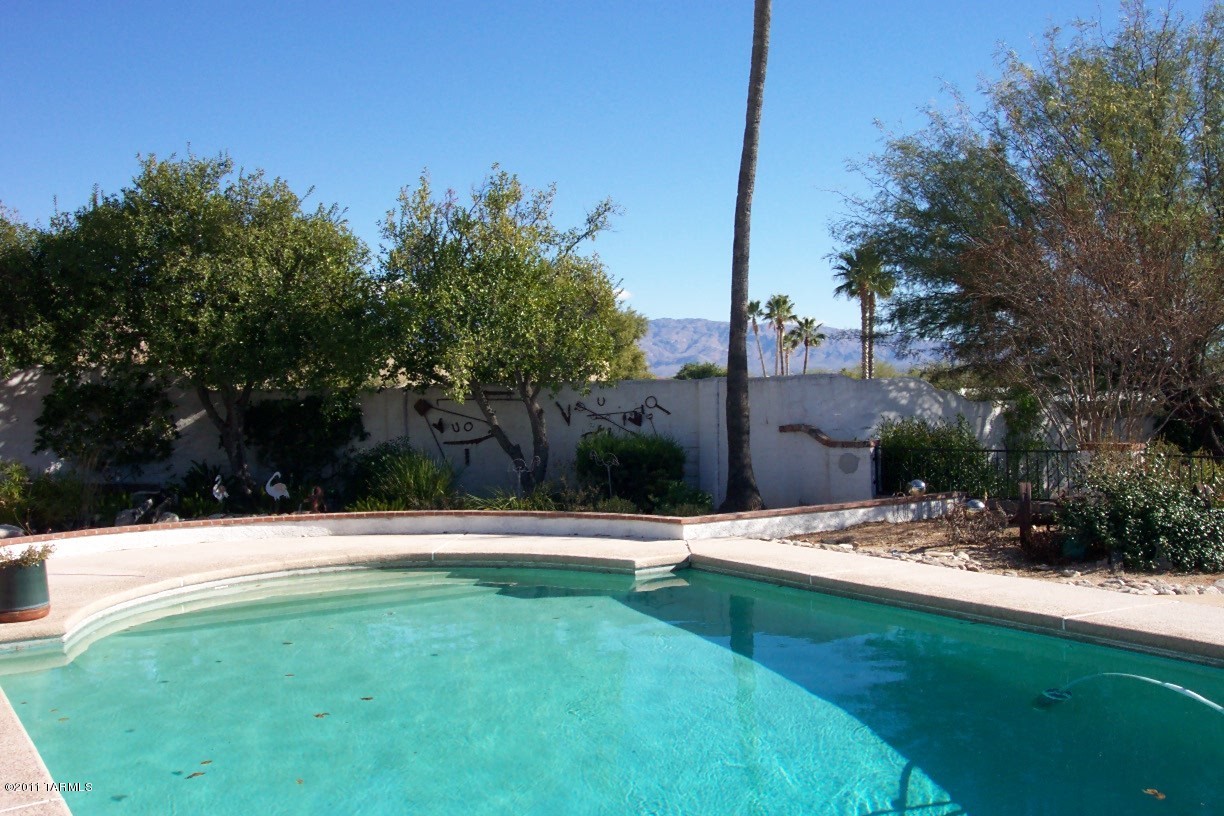 7840 E Calle De La Escarpa