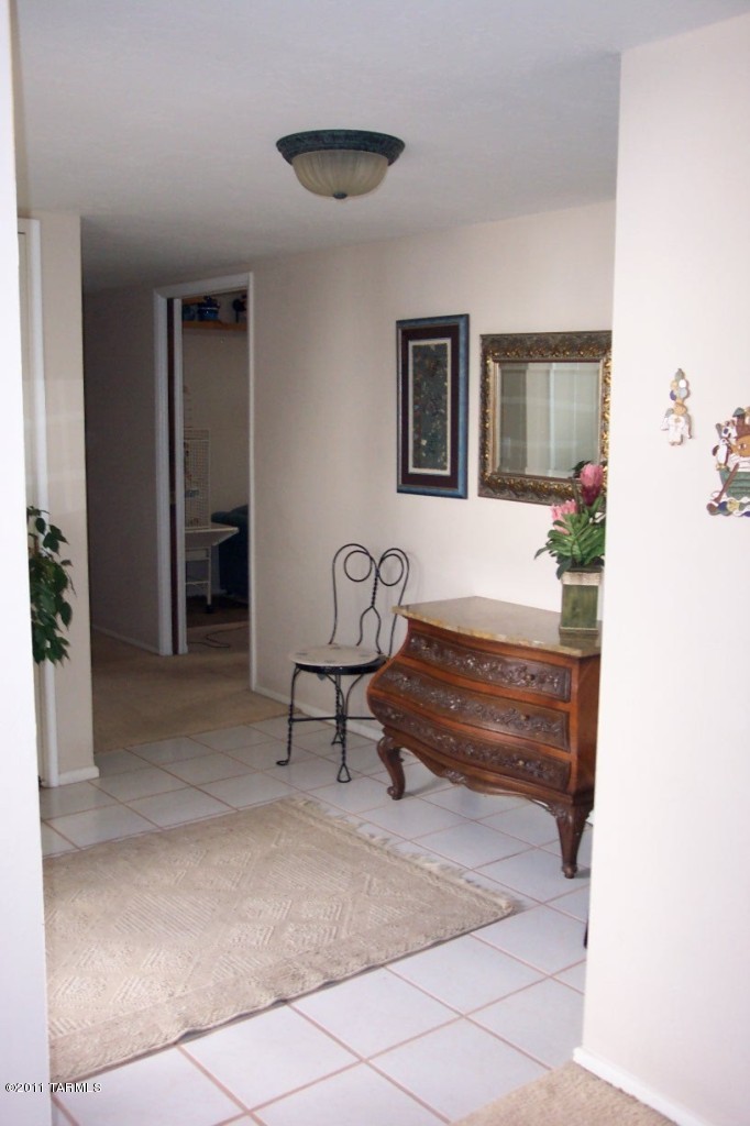 7840 E Calle De La Escarpa