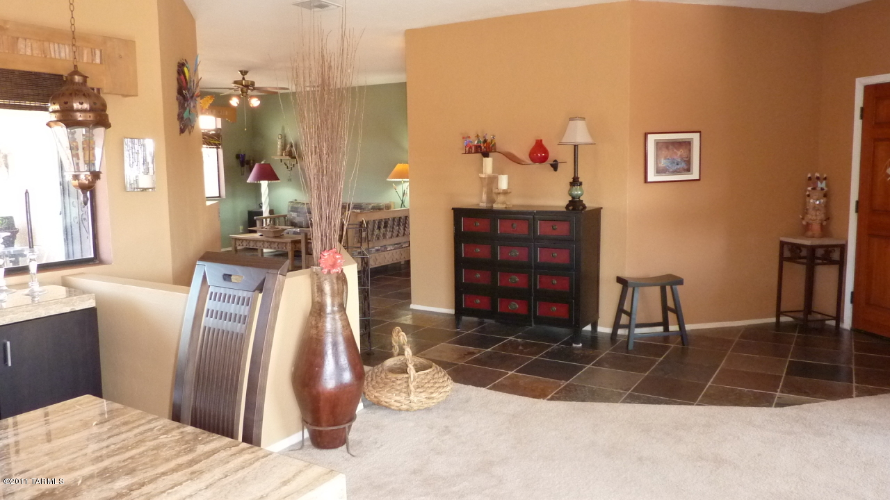 3820 N Calle Agua Verde