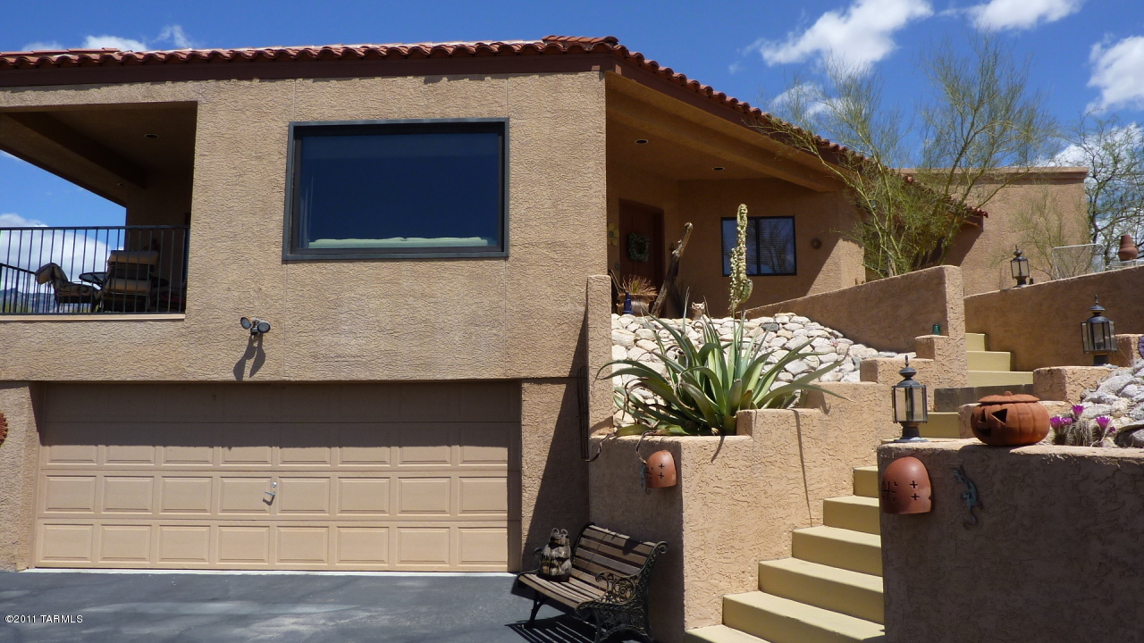 3820 N Calle Agua Verde