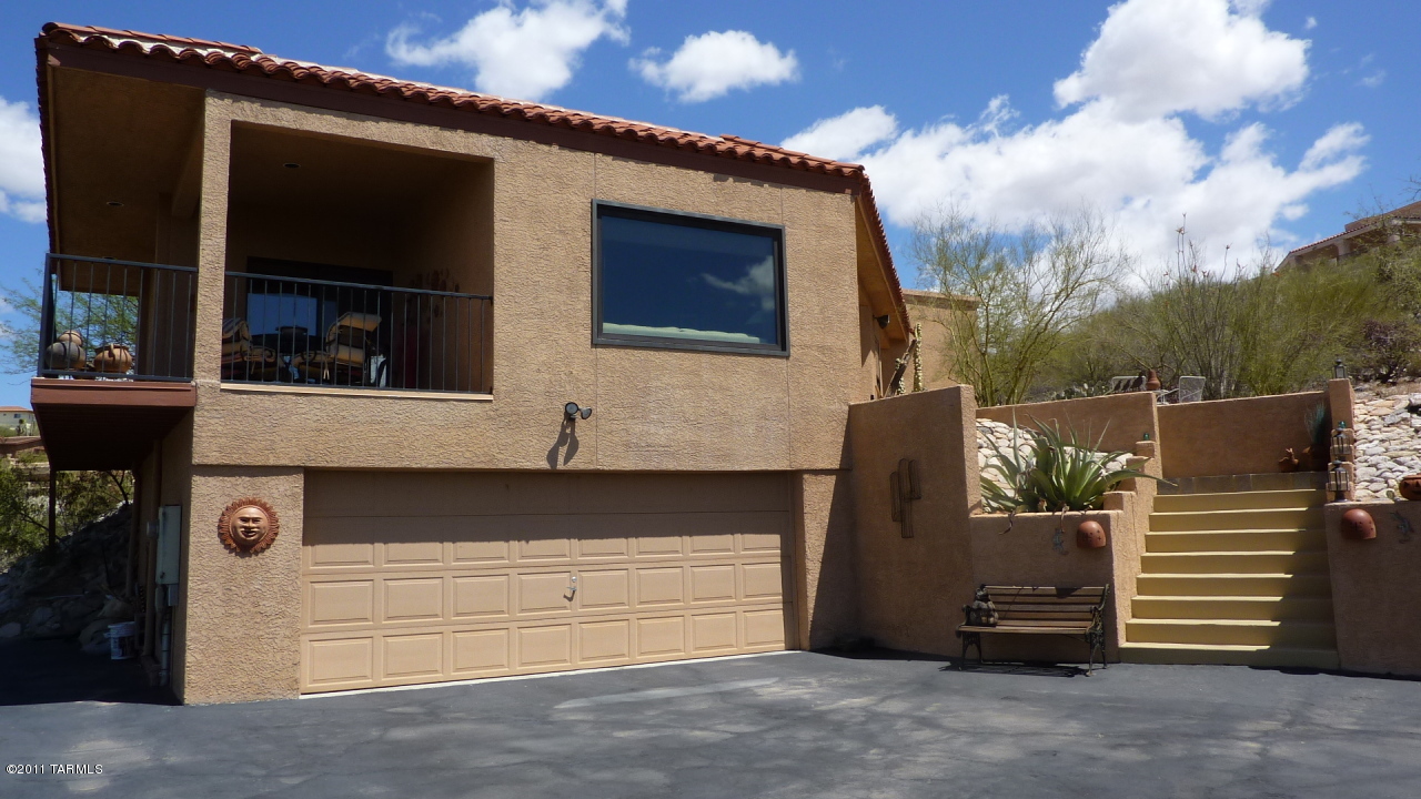 3820 N Calle Agua Verde