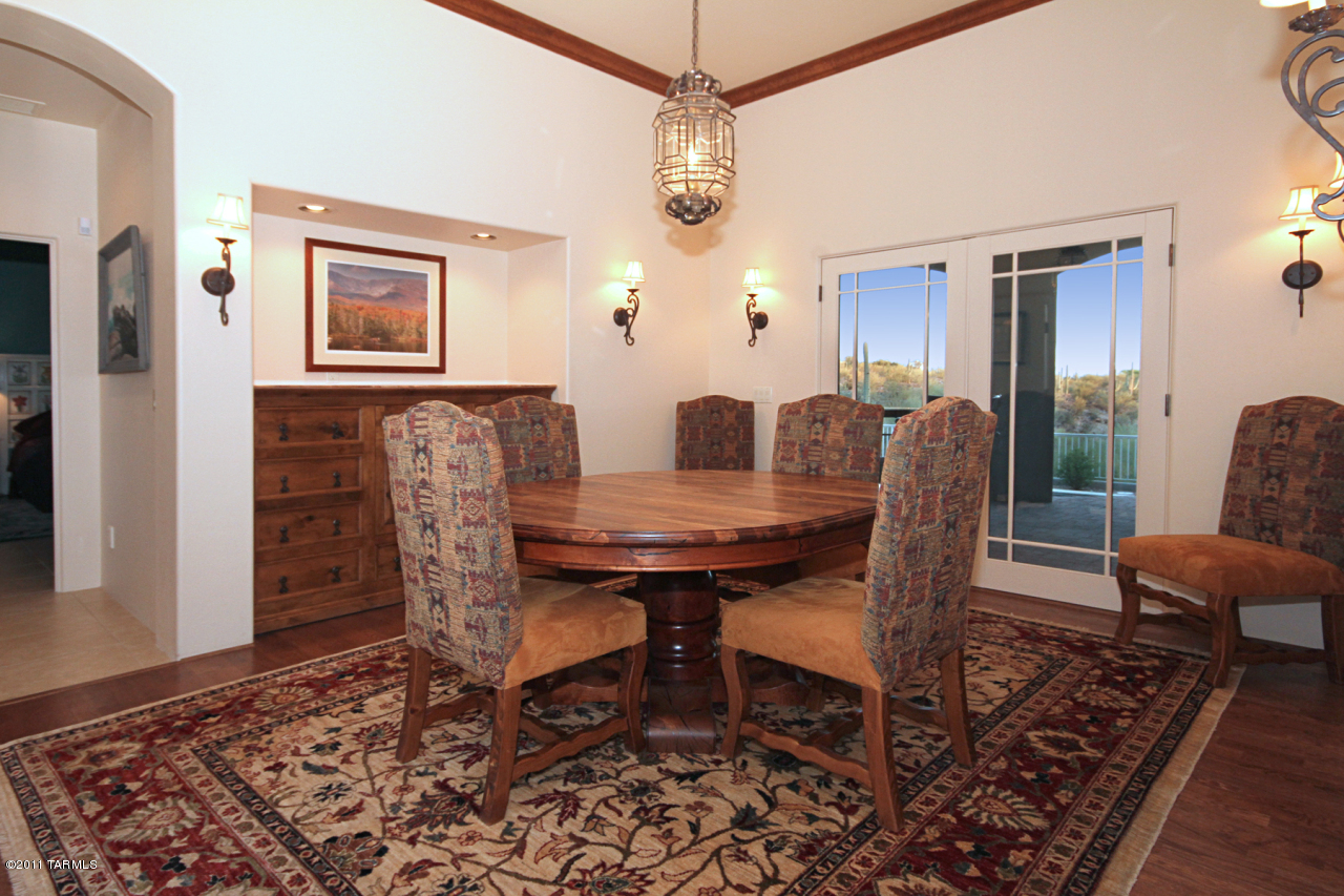 4940 N Hacienda Del Sol Road