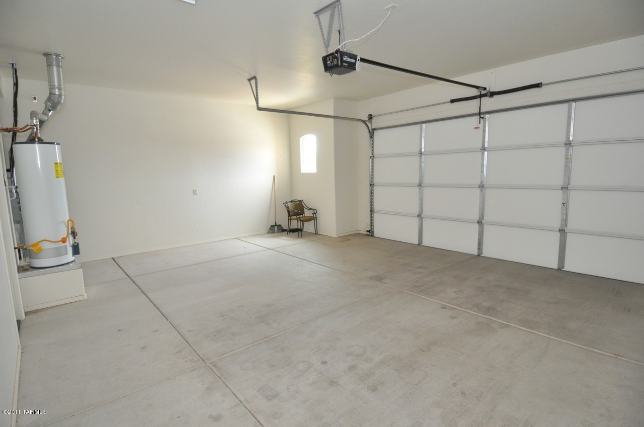 5929 S Meadow Hills Loop